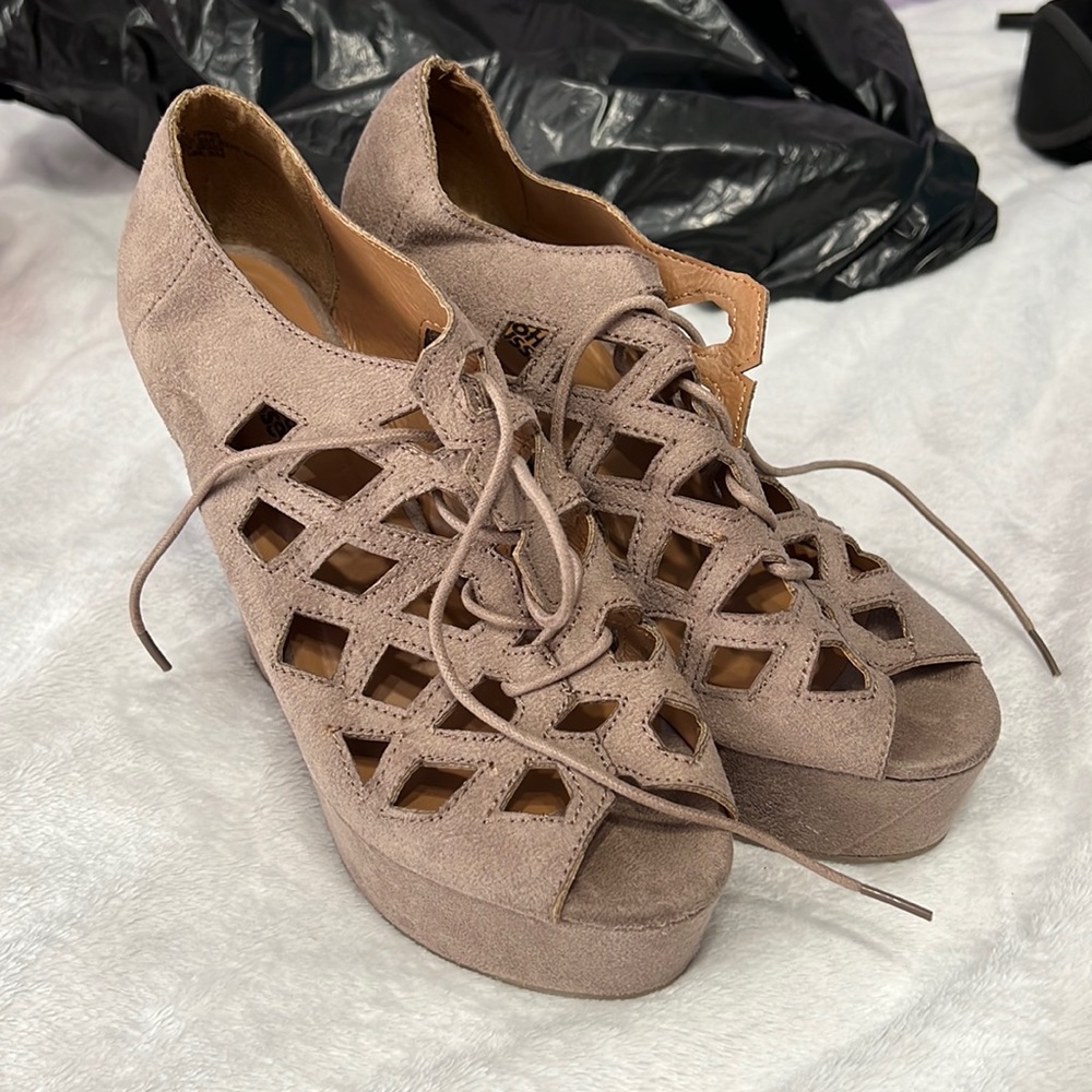 Charlotte Russe Tan Suede, Lace-Up, Cut-Out, Peep-Toe Wedges
